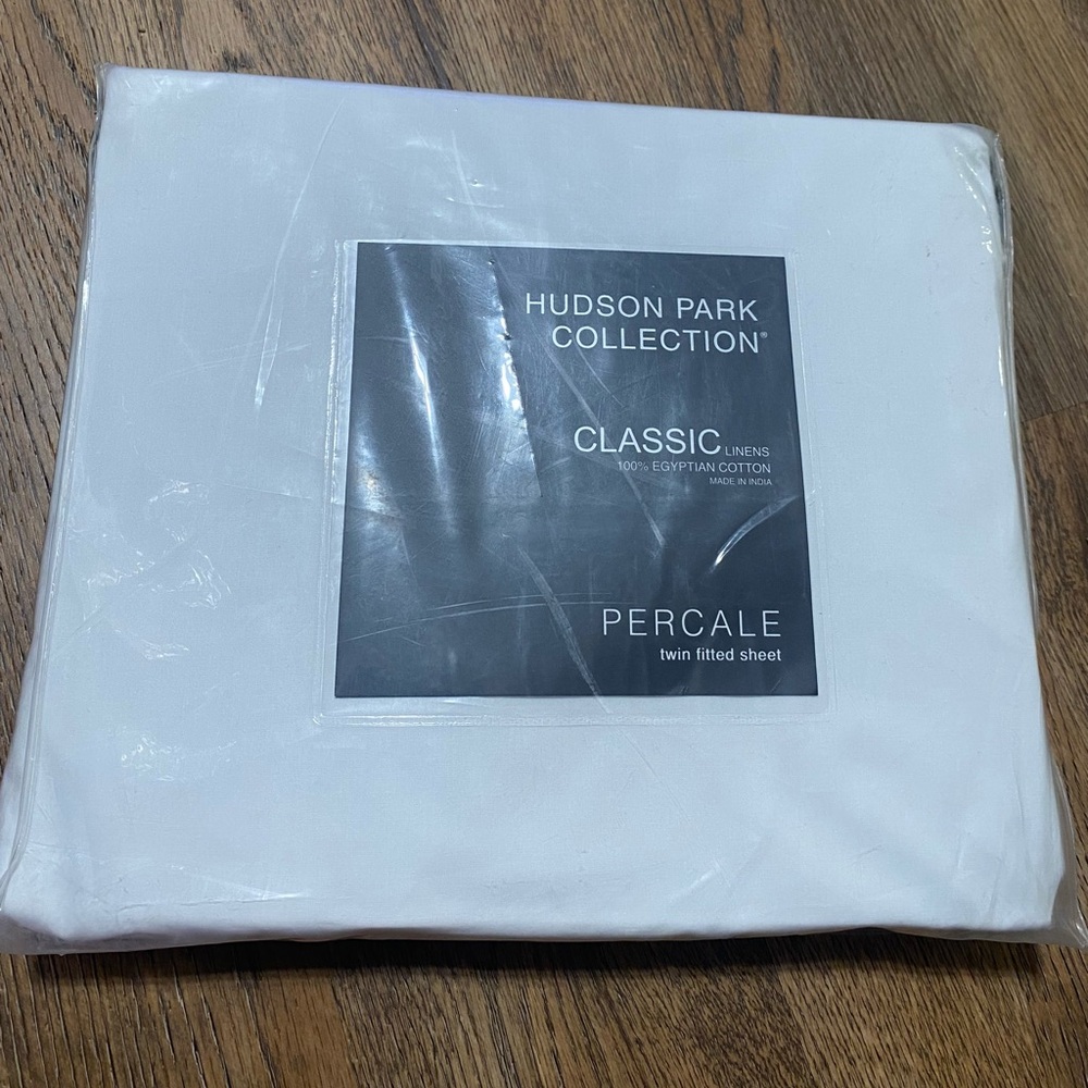 Hudson Park Collection Egyptian Percale Fitted Sheet, Twin, White made in India